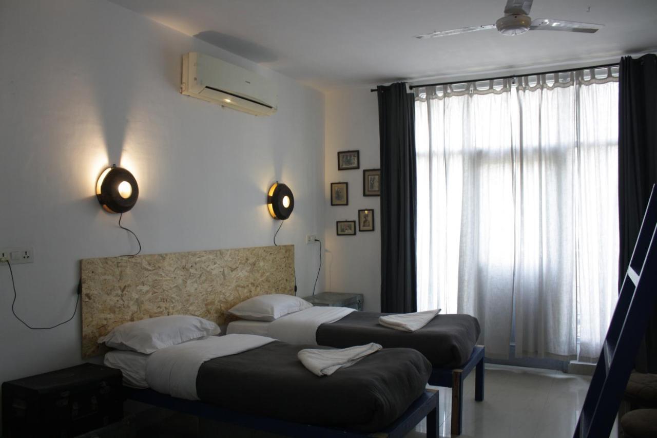 Bed & Chai Guesthouse New Delhi Exterior photo
