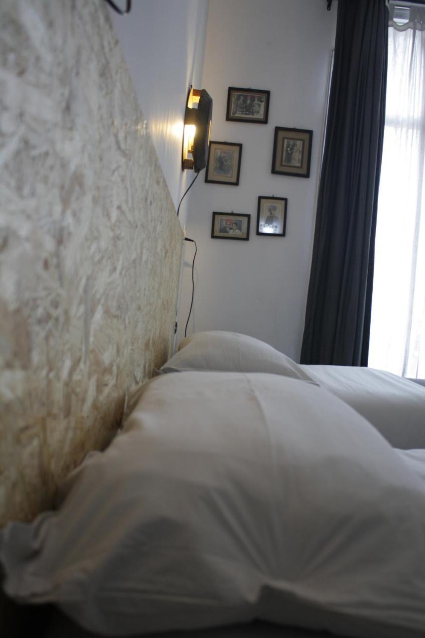 Bed & Chai Guesthouse New Delhi Exterior photo